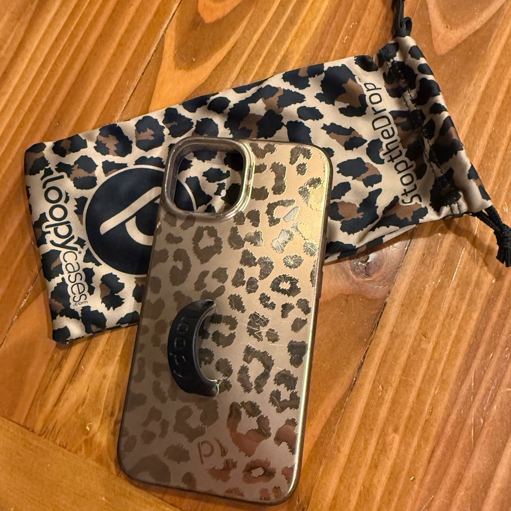 iPhone 14 Loopy Case